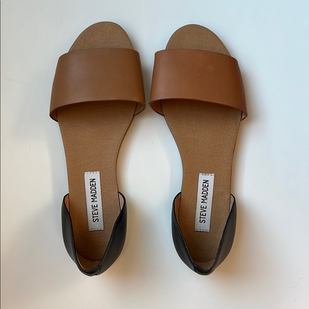 Steve Madden Brown and Black Slide Sandals